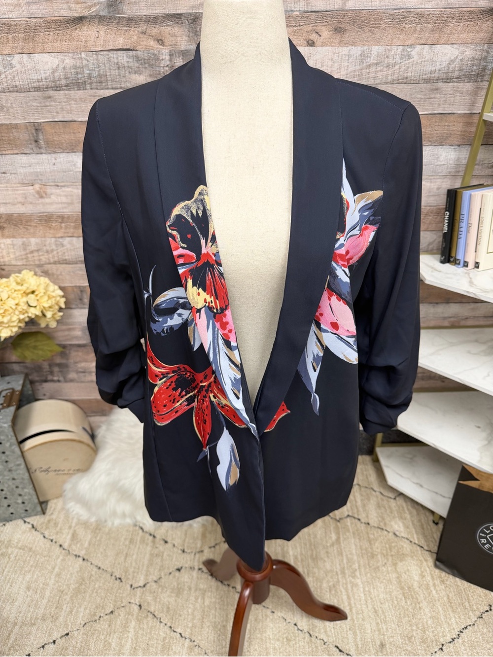 Chico's Navy Floral 3/4 Scrunch Sleeve Blazer 12